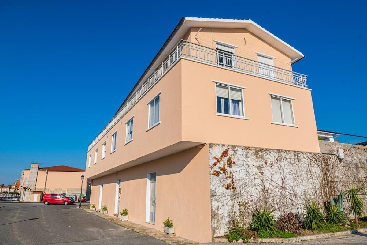 וילאנואבה דה ארוסה Apartamento Centrico Con Vistas Al Mar מראה חיצוני תמונה