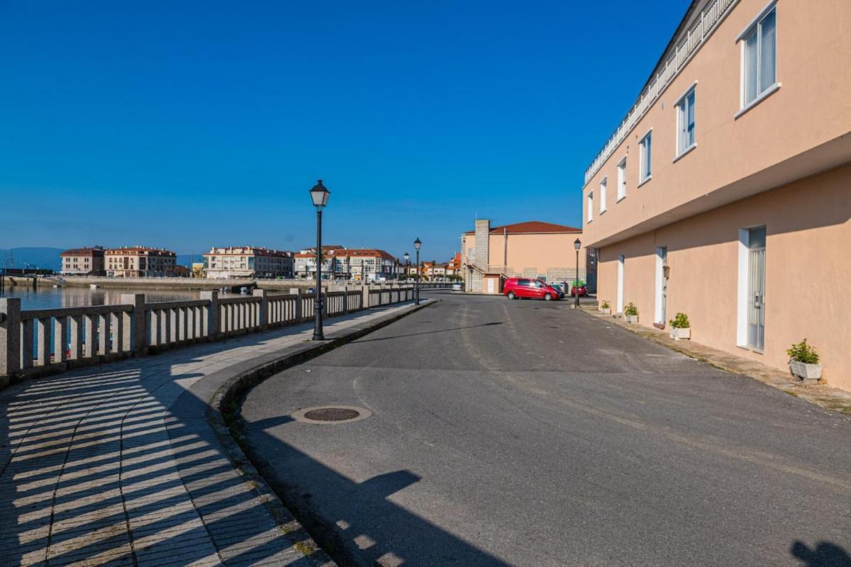וילאנואבה דה ארוסה Apartamento Centrico Con Vistas Al Mar מראה חיצוני תמונה