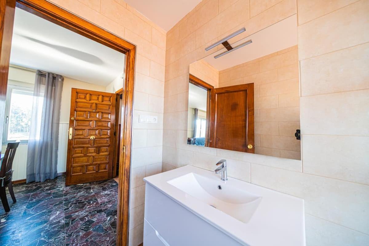 וילאנואבה דה ארוסה Apartamento Centrico Con Vistas Al Mar מראה חיצוני תמונה